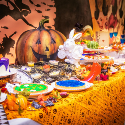 アリスのハロウィンパーティービュッフェ「古城の国のアリス」で期間限定開催!