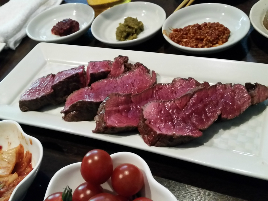 一夜限りの29フェス!吉祥寺の名店「肉山」とのタイアップ宿泊プラン「ススキの原一の湯」