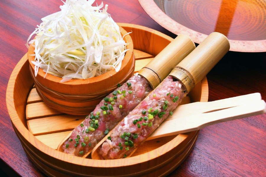 売切御免！毎日解体 まぐろ商店「食べ飲み放題」本まぐろの握りやつみれ鍋にしゃぶしゃぶも食べ放題！