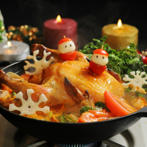アロハアミーゴの名物「丸鶏とクレソンのフリフリ鍋」のX’masバージョンが登場!