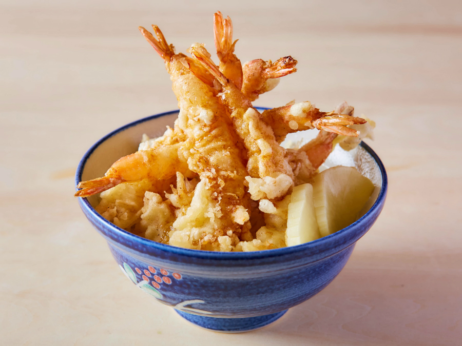 『天ぷら酒場 上ル商店 門前仲町本店』うにといくらの「うにくらたま天」や「牛レア天」にすき焼きの天ぷらも！
