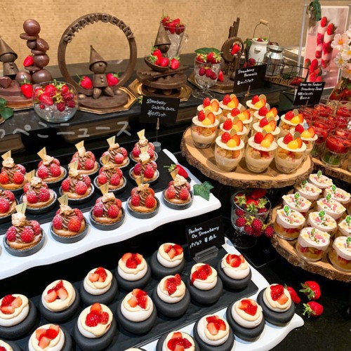 【実食レポ】ウェスティンホテル東京でいちごのビュッフェ!「ザ・テラス」のストロベリーデザートブッフェ!