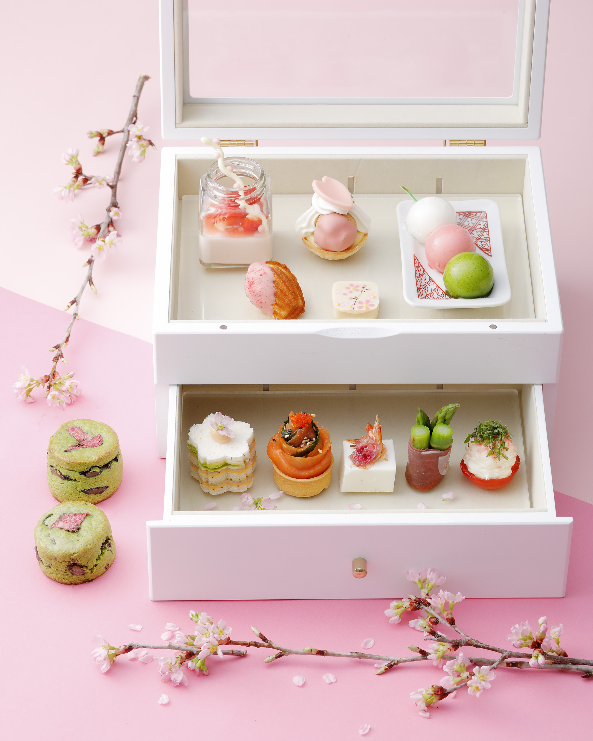 【セントレジスホテル大阪】SAKURAアフタヌーンティーや桜コースが登場!春が詰まったジュエリーボックス!