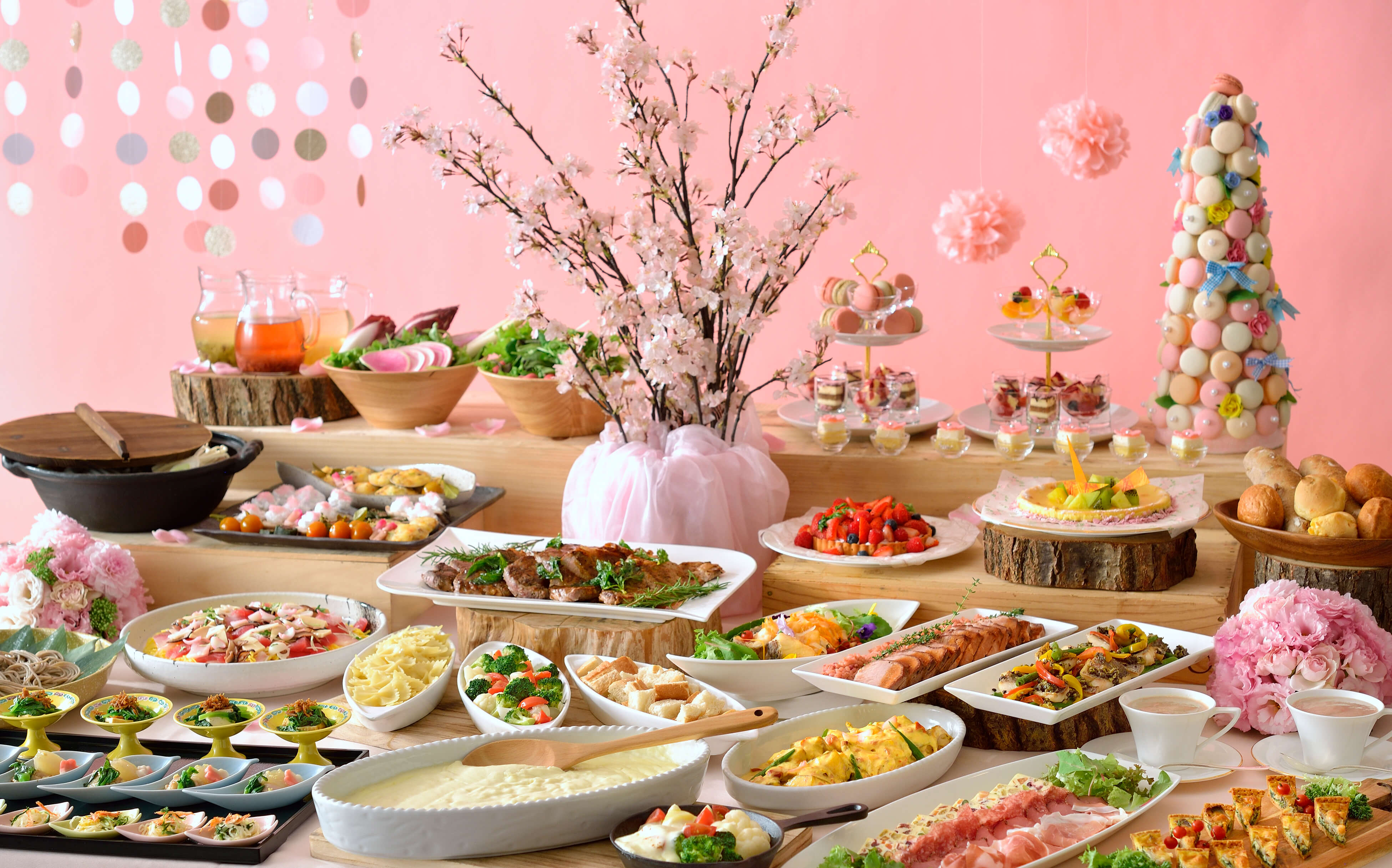 【ホテル椿山荘東京】『桜ブッフェ 2020』ランチは桜や春食材！ディナーは夜桜のライトアップに伝統料理！