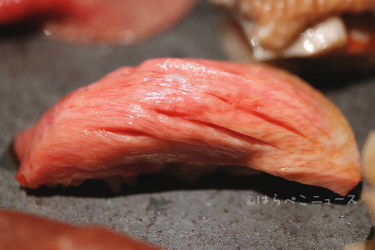 【実食レポ】「牛肉寿司きんたん」銀座のKINTAN新業態で『牛肉寿司30貫コース』飛騨牛たんに霜降り肉も！