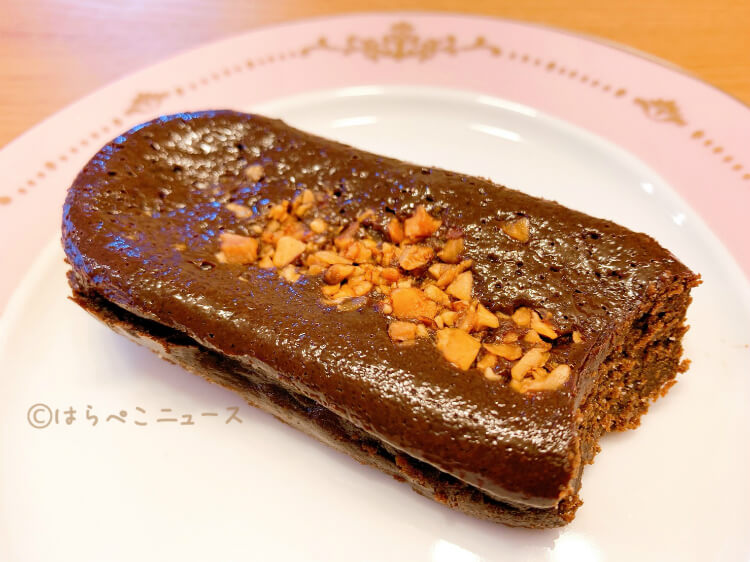 【実食レポ】ファミマ『テリーヌショコラ』ケンズカフェ東京監修のチョコレートスイーツ！ねっとり濃厚な食感