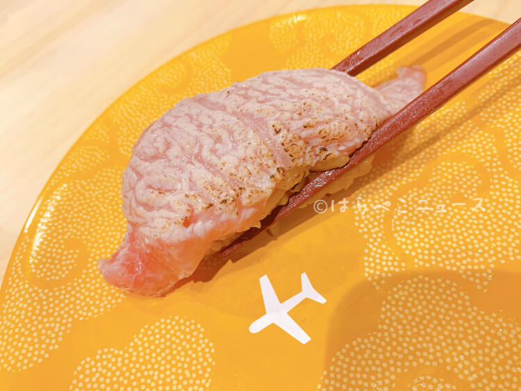 【実食レポ】『回転寿司 羽田市場』本まぐろ3貫握り・生うに軍艦・ヒラメ漬け！赤酢使用のシャリと鮮魚の鮨！