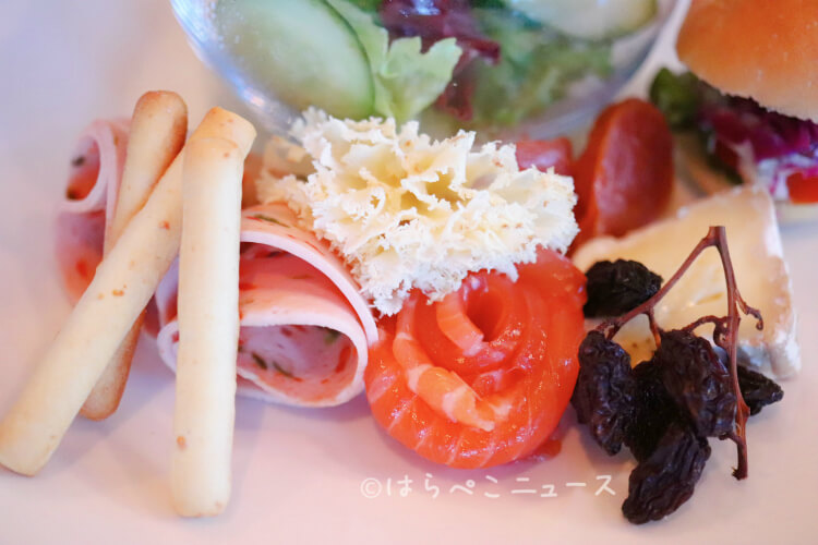 【実食レポ】横浜でお得なハイティー！シェラトンのスカイラウンジ「ベイ・ビュー」でフォアグラや肉料理！