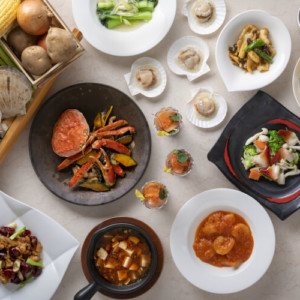 【北海道フェア2021まとめ】北海道ビュッフェでカニやいくらを食べ放題!人気ホテルの北海道食材コースも