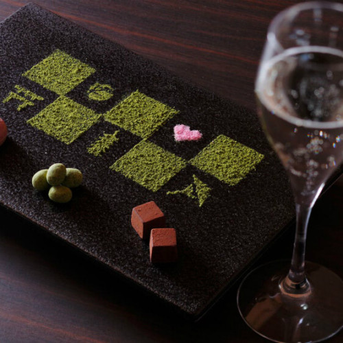 【バレンタイン宿泊プラン2022】ホテルでチョコレートやスイーツ！シャンパンや花束の特典も！