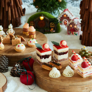【クリスマスアフタヌーンティー2021】ホテルのXmasスイーツ!東京・横浜・関西など全国の予約一覧